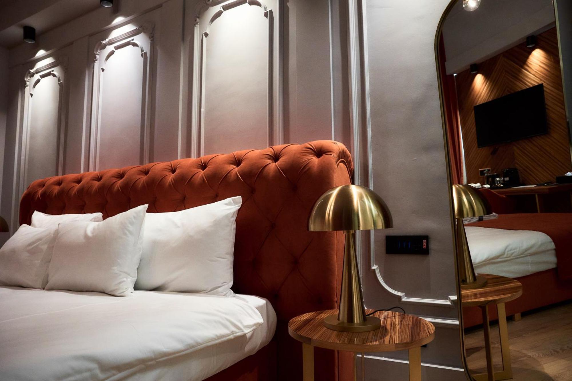 Hotel Viena Сату-Маре Экстерьер фото